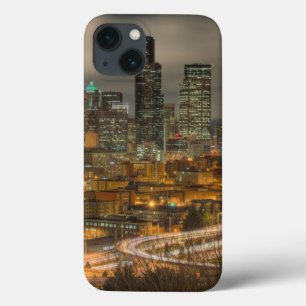 夜の車からの軽い縞 iPhone 13ケース