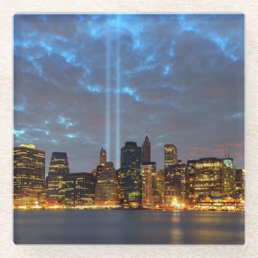 夜の都市のスカイラインの眺め ガラスコースター (正面)