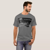 夜のDatsun 240z Tシャツ (正面フル)