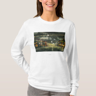 夜のHewittの道の眺め Tシャツ