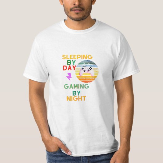 夜のTシャツで昼のゲームで眠る Tシャツ (正面)