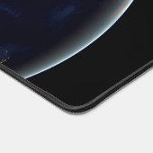 夜はアメリカのシティライトと完全な地球 デスクマット (コーナー)