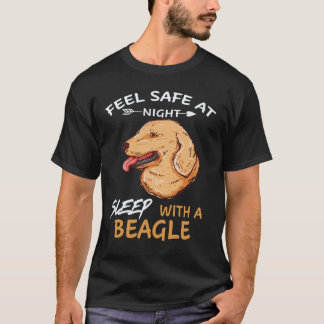 夜は安心して眠る あなたのビーグルと一緒に Tシャツ