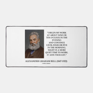夜はGraham Bell Qteを作業するためのより静かな時間である デスクマット