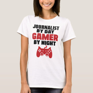 夜までに日のゲーマーによるジャーナリスト Tシャツ