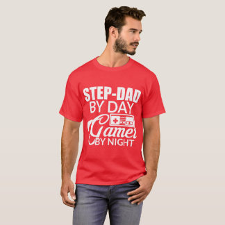 夜までに日のゲーマーによるステップパパ Tシャツ