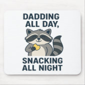 夜を徹してスナックしながら一日中を追い込む マウスパッド (正面)