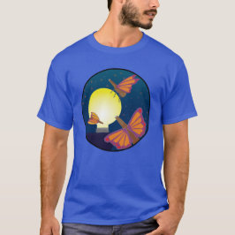 夜を照らす電球に集まるボトルフライ蛾 Tシャツ