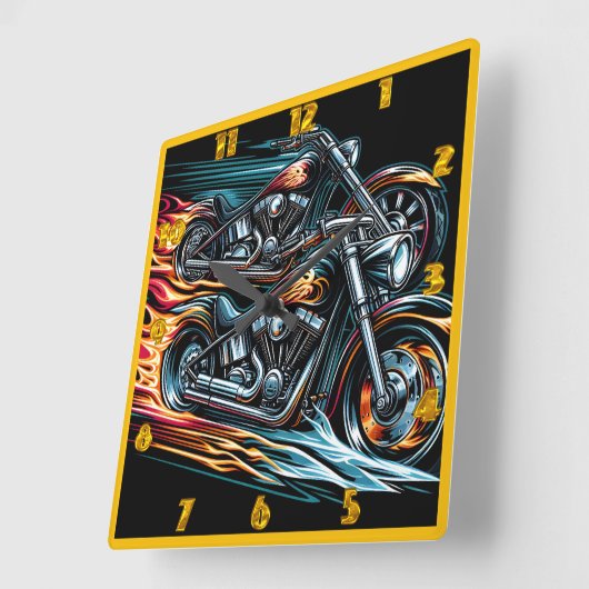 夜を通してレースを行うダイナミックな炎のオートバイ スクエア壁時計 (傾斜)
