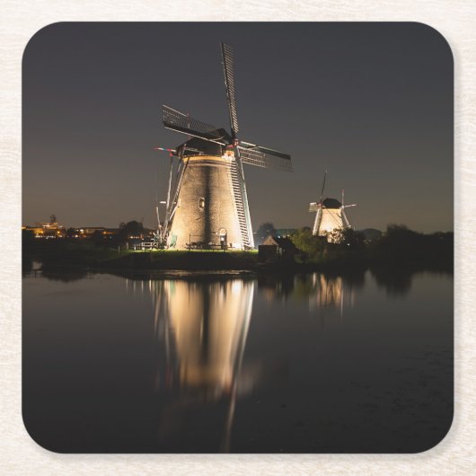 夜コースターで照らされる風車 スクエアペーパーコースター (正面)