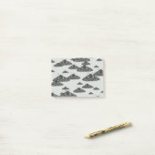 夜中に潜むヤエイ蛾 ポストイット (デスク上)