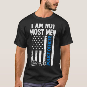 夜勤の警官は大半の男性ではない夜勤のポリック Tシャツ