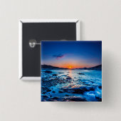 夜明けに海岸の地平線上の日の出 缶バッジ (正面&裏面)