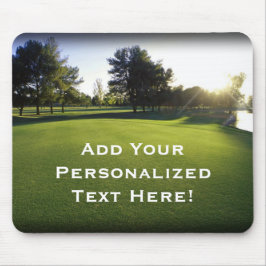 夜明けに緑のゴルフコース マウスパッド