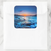 夜明けの海岸の地平線の上の日の出 スクエアシール (バッグ)