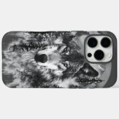 夜明け威厳のあるに霧の多い森から現れるオオカミ Case-Mate iPhoneケース (裏面 (横))