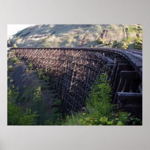 夜明け日曜日の橋22のCamasの草原の鉄道 ポスター
