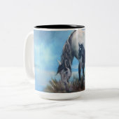 "夜明け"の野生の馬のコーヒー・マグで生まれて下さい ツートーンマグカップ (正面左)