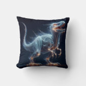 夜白熱［赤熱］光を放つの神秘的な環境の恐竜 クッション (正面)