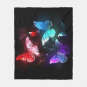 夜白熱［赤熱］光を放つの蝶3匹 フリースブランケット (正面)