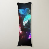 夜白熱［赤熱］光を放つの蝶3匹 ボディピロー (正面縦)