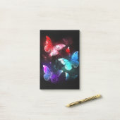 夜白熱［赤熱］光を放つの蝶3匹 ポストイット (デスク上)