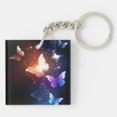 夜白熱［赤熱］光を放つ蝶 キーホルダー (裏面)