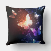 夜白熱［赤熱］光を放つ蝶 クッション (裏面)