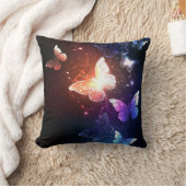 夜白熱［赤熱］光を放つ蝶 クッション (ブランケット)