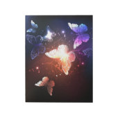 夜白熱［赤熱］光を放つ蝶 ノートパッド (回転)