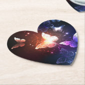 夜白熱［赤熱］光を放つ蝶 ペーパーコースター (アングル)