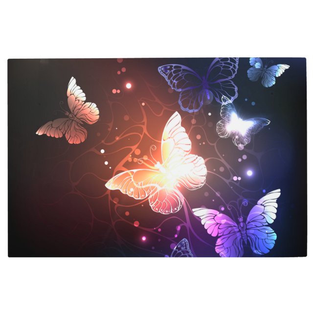 夜白熱［赤熱］光を放つ蝶 メタルプリント (正面)