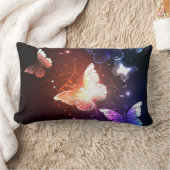 夜白熱［赤熱］光を放つ蝶 ランバークッション (ブランケット)