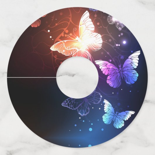 夜白熱［赤熱］光を放つ蝶 ワイングラスタグ (正面)