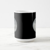 夜空のクローズアップ満月。写真 コーヒーマグカップ (中央)