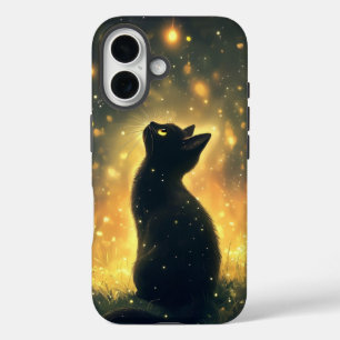 夜空の下の神秘的な白熱［赤熱］光を放つ黒猫 iPhone 16ケース