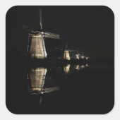 夜間のシールで照明された風車 スクエアシール (正面)