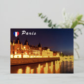 夜間のライトアップされたコンシェルジュリー – パリ，フランス 箔シーズンカード (立ち正面)