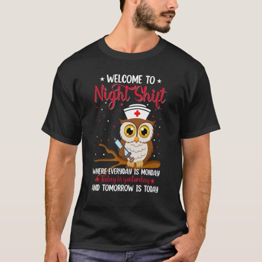 夜間シフトナースフール看護RN LPN CNA女性 Tシャツ (正面)