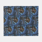 夜鳥の見張り フリースブランケット (正面(横))