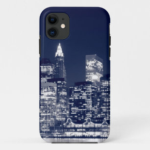 夜、ニューヨークシティのマンハッタンスカイライン iPhone 11 ケース