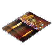 夜、フロリダのマイアミのスカイライン ノートブック (左側)