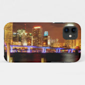 夜、フロリダのマイアミのスカイライン Case-Mate iPhoneケース (裏面(横))