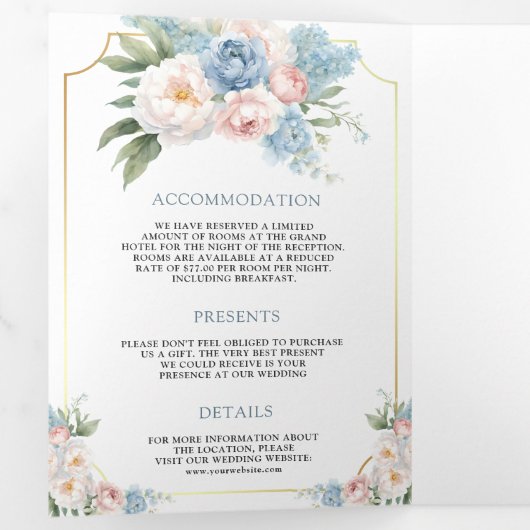 夢のようなソフトブルーピンクのフローラ結婚すべて 三つ折り招待状 (内部最初)