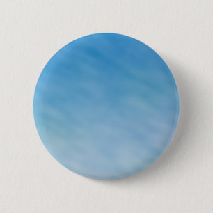 夢のような雲を持つ美しい柔らかい青空 缶バッジ