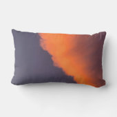 夢のような、夢のような幻想的な雲、魔法のような色 ランバークッション (裏面)