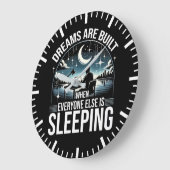 夢は誰もが眠っているときに作られる ラージ壁時計 (傾斜)
