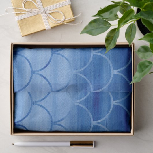 夢みるようで青く色彩の鮮やかなファンはパターンを形づけます 薄葉紙 (ギフト)