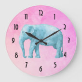 夢みるようなピンクの水彩画の淡いブルーの象 ラージ壁時計 (正面)