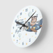 夢を羽ばたかせ かわいいクマ 飛行機 ブルー ラウンド壁時計 (傾斜)